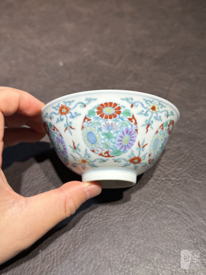 清雍正 斗彩团菊纹碗 - 图15